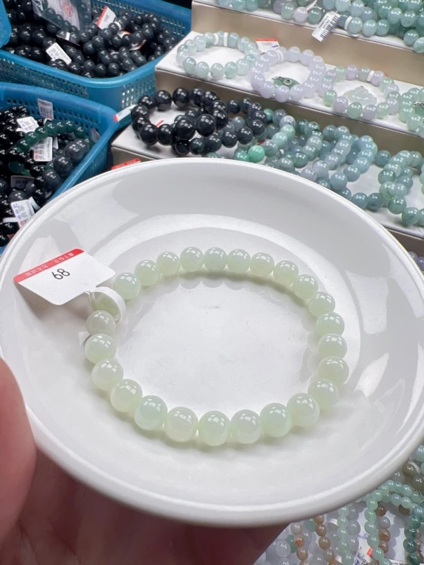 天然缅甸翡翠卡7.5手串女款时尚绿色单圈素圈手串珠