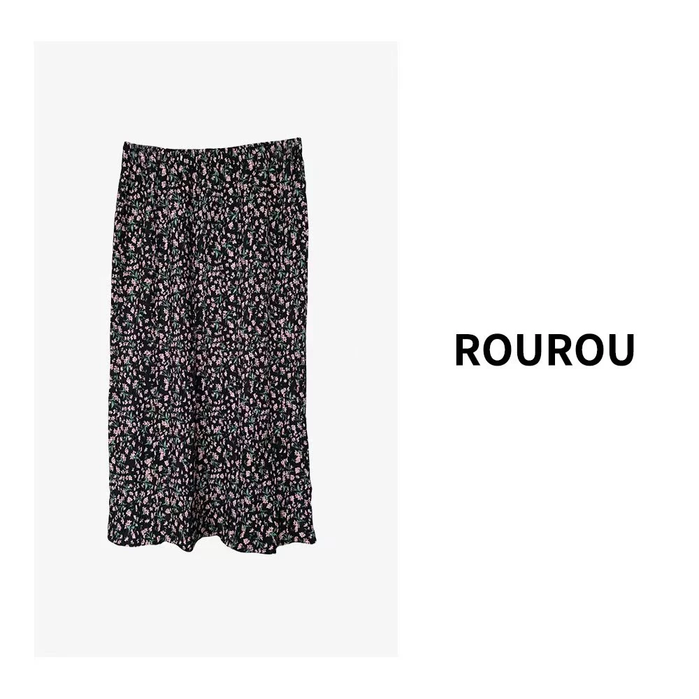 粉色海洋碎花半身裙