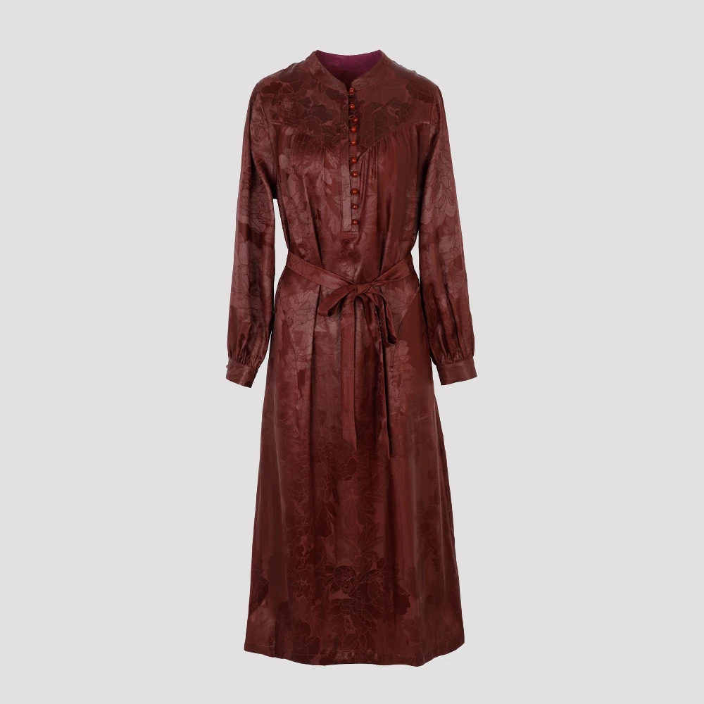 陌妆品牌新款香云纱立领提花压褶长袖连衣裙336119