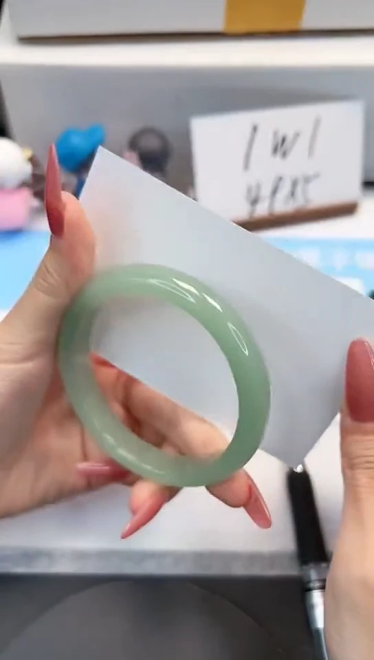 【闪购商品】石英质玉手镯未镶嵌A231-56.5