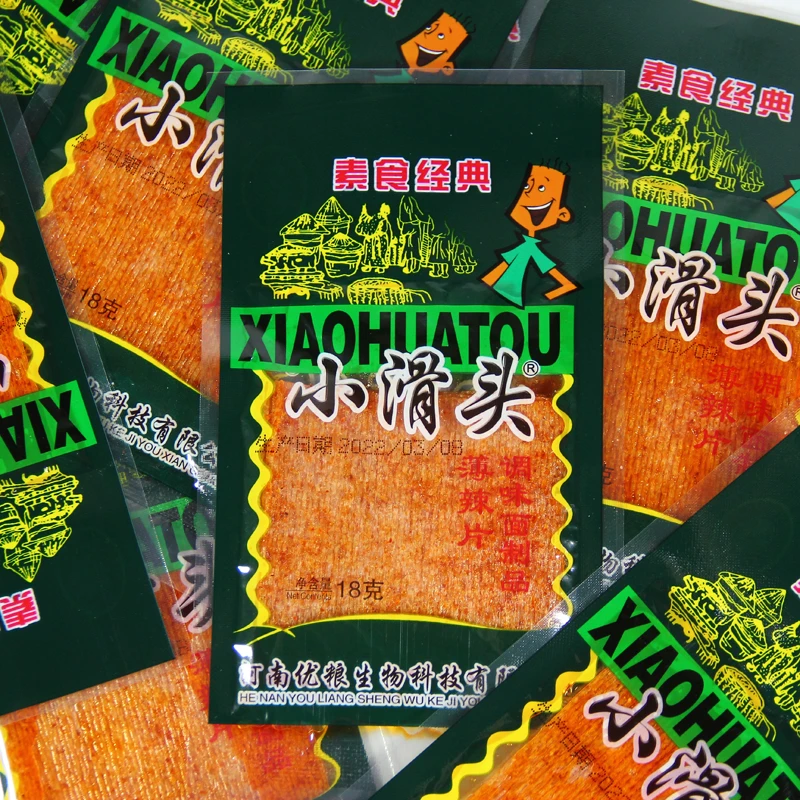 小滑头辣条薄辣片麻辣豆皮大辣片90回忆80儿时怀旧小零食小包批发