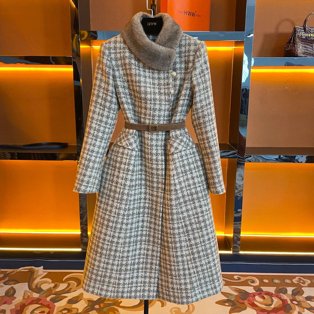 90白鹅绒含羊毛(袖子也加绒)时尚气质收腰鹅绒服DHZFF407793