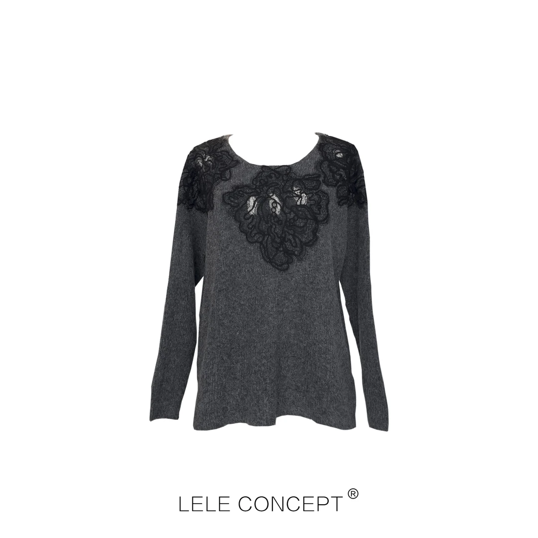 LELE CONCEPT 时尚优雅百搭舒适柔软个性蕾丝扣花针织上衣S0603