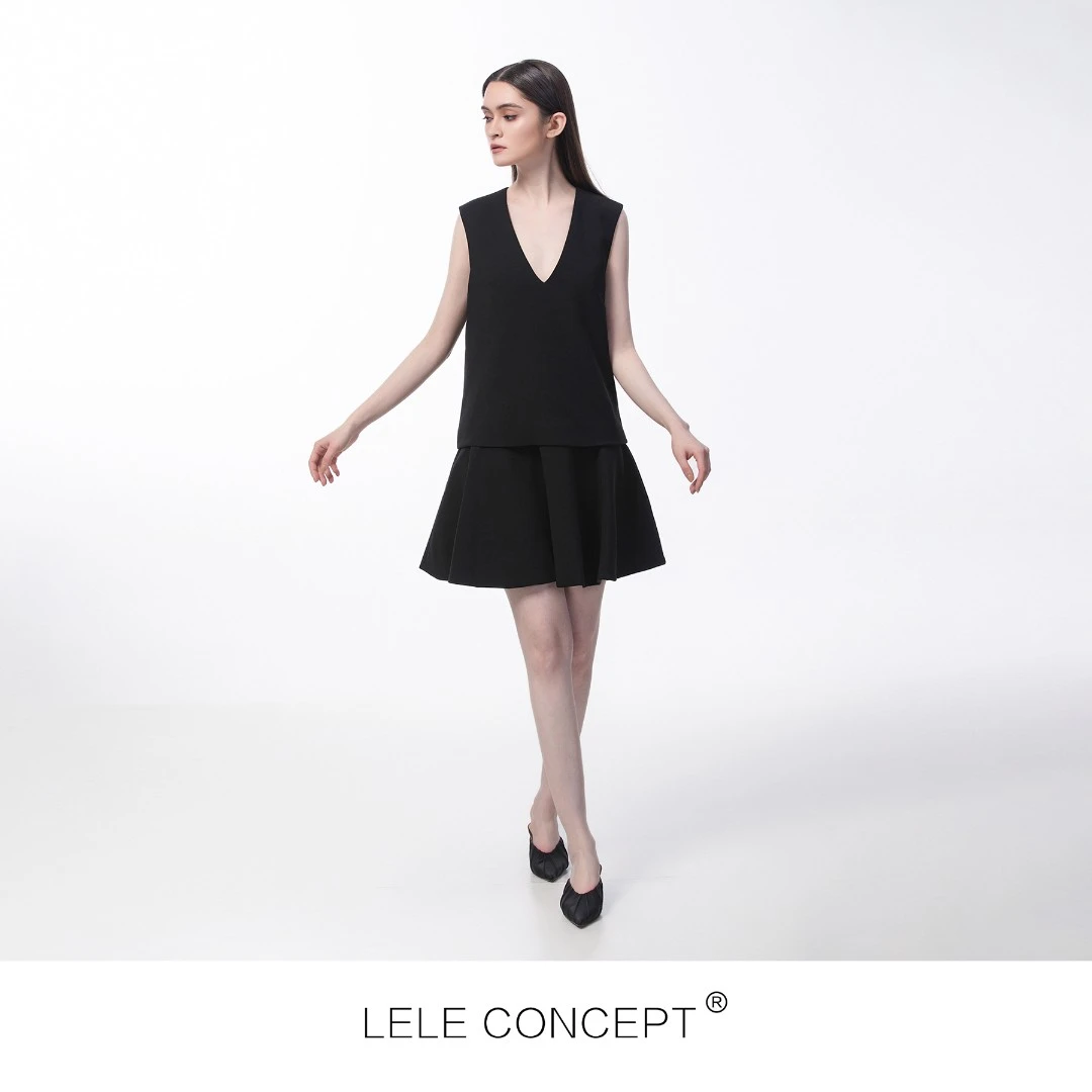 LELE CONCEPT 时尚百搭显瘦深V领荷叶边裙底无袖连衣裙Q0175