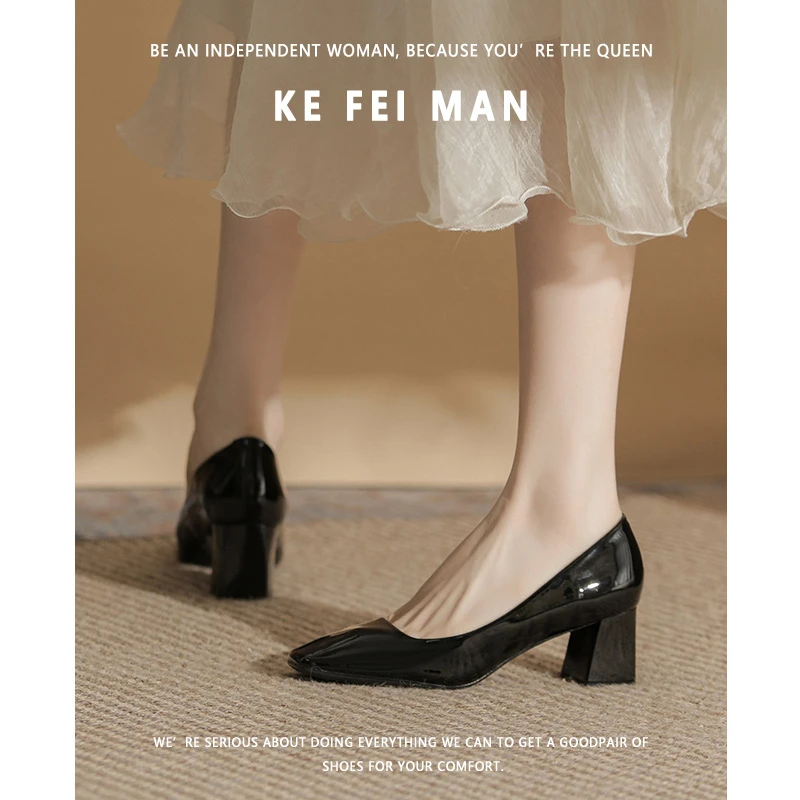 33-43码粗跟单鞋女2024新款春秋漆皮浅口中跟方头高跟鞋黑色气质