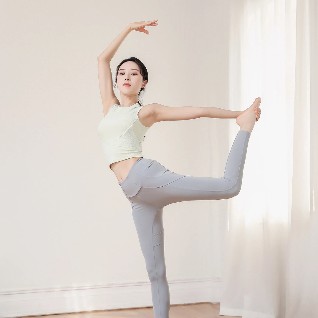 29.9C01-200孤品瑜伽服浮力