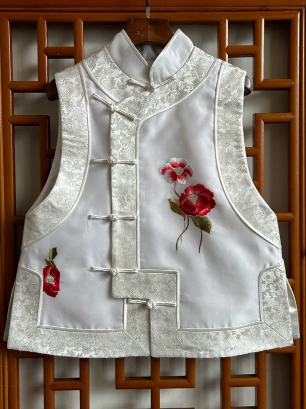 复古国风清心淑雅绣花马甲