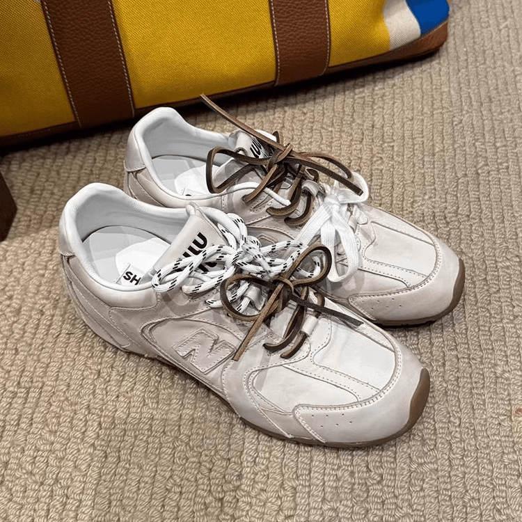 诗歌兰 拼色德训鞋女2024年新款真皮内增高运动鞋轻便百搭跑步鞋