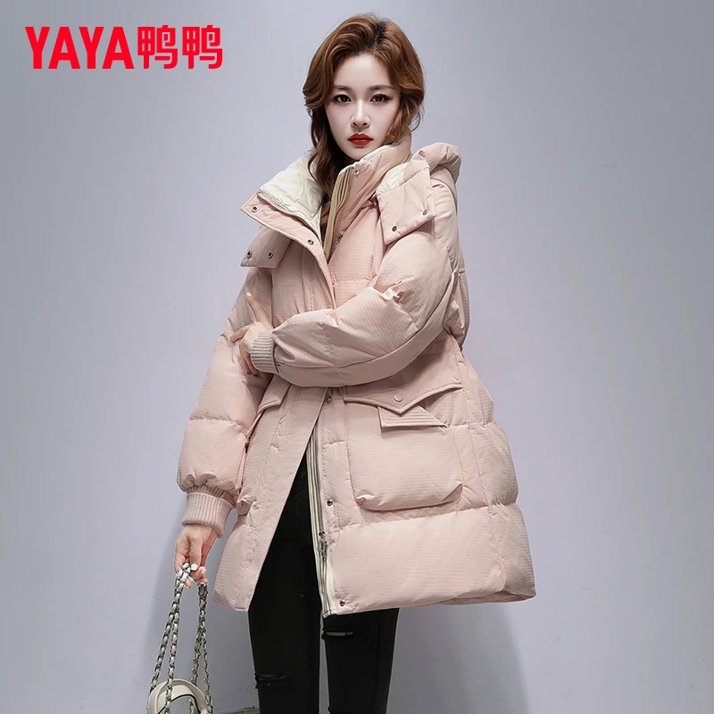 YAYA/鸭鸭中长款羽绒服女款冬季2025新品保暖显瘦百搭连帽外套潮