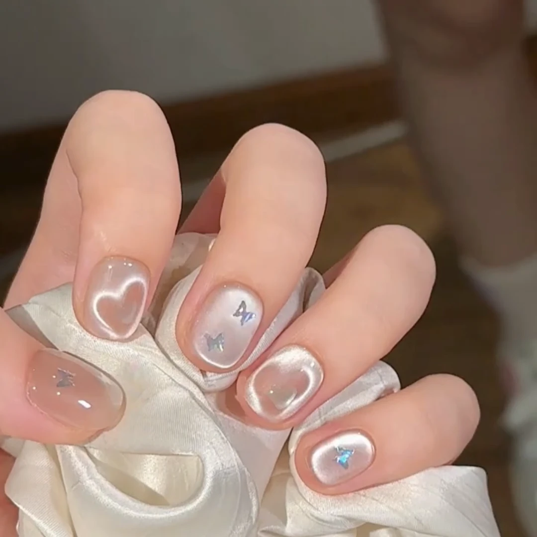 【怦然心动】心动蝴蝶裸色清透猫眼玻璃珠可爱纯手工穿戴甲B48款