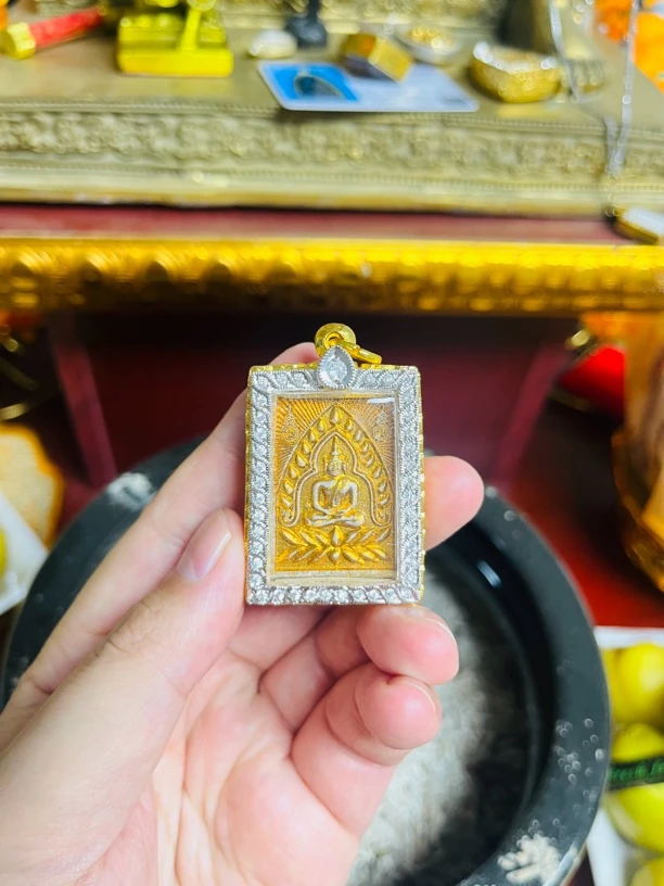 孔雀王 座山牌牌 精美礼品