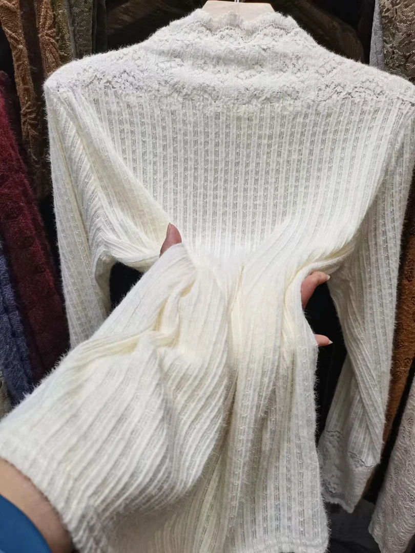 李园家2号店-8527-冬季加厚拼接蕾丝羊绒小衫