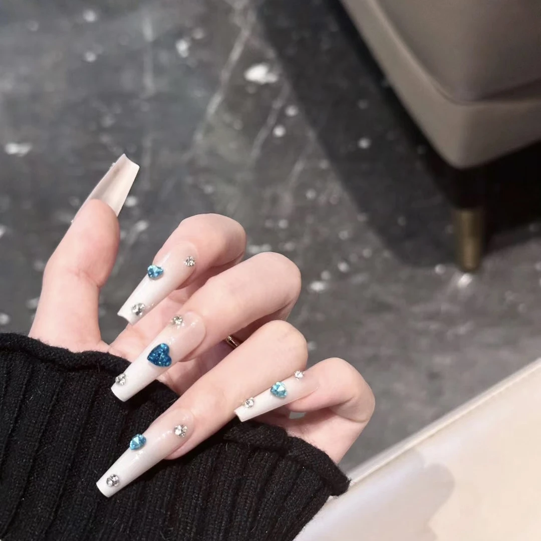 纯手工渐变蓝色闪钻美甲长款宝石粉色假指甲高级感显白纯欲风甲片
