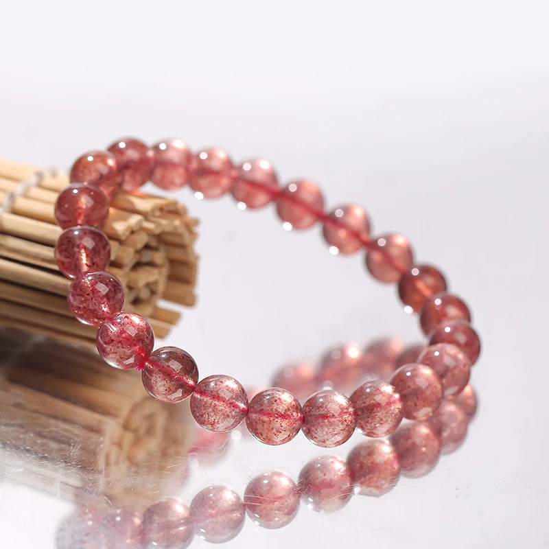 【圆圆甄选】天然鸽血红草莓晶单圈手链时尚百搭016多样性发一