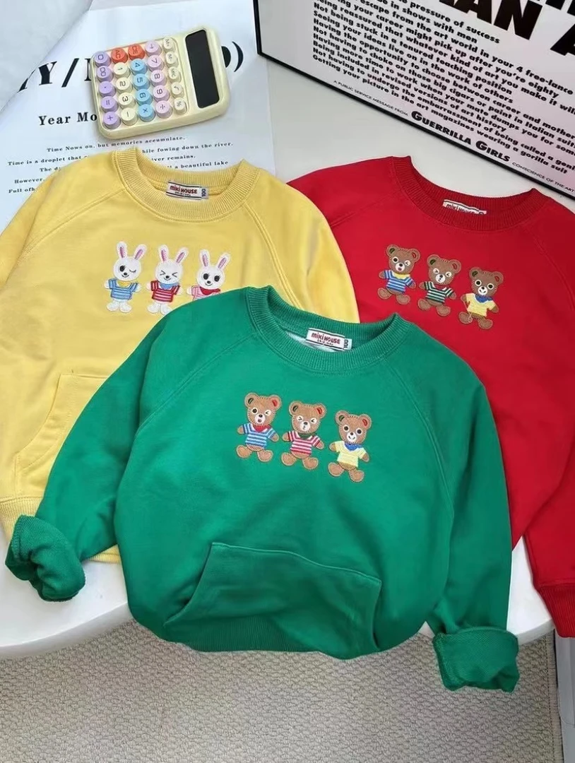 宝宝秋款三只熊兔兜兜三色卫衣