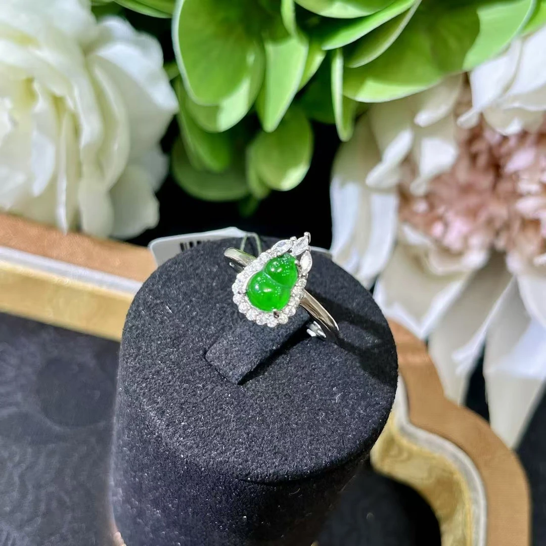 【聚源珠宝】天然翡翠A货  阳绿葫芦戒指 （多样性发一件）