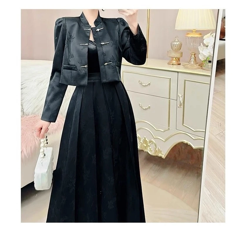 6613-A-6-10-2   复古气质显瘦女新款高级感短外套高腰半身裙套装