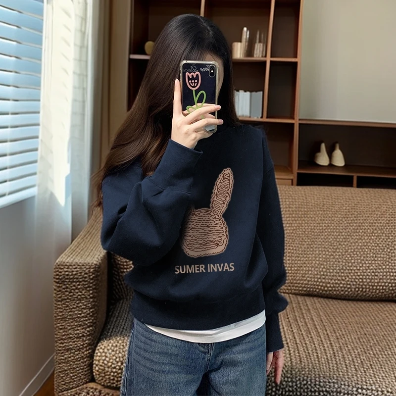 酒红色兔子印花圆领卫衣女加绒加厚外套女秋季无帽宽松中长款上衣