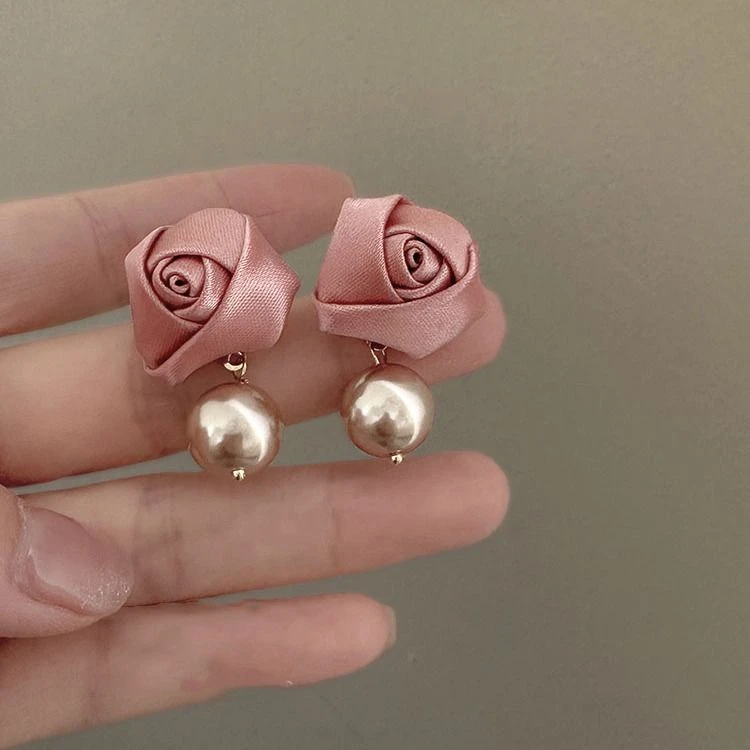 「欣乐」温柔法式复古玫瑰耳钉甜美布艺耳坠小众设计气质耳环耳饰