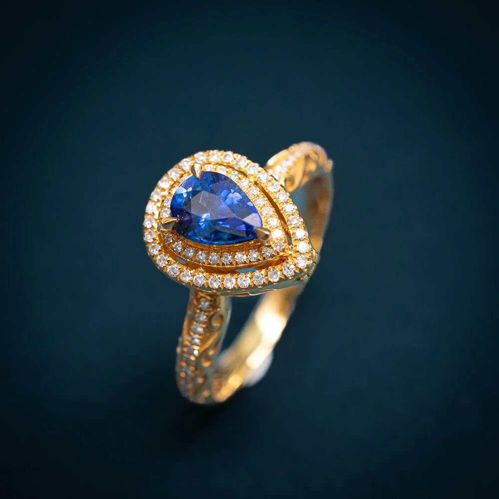 18K金天然蓝宝石戒指E19262