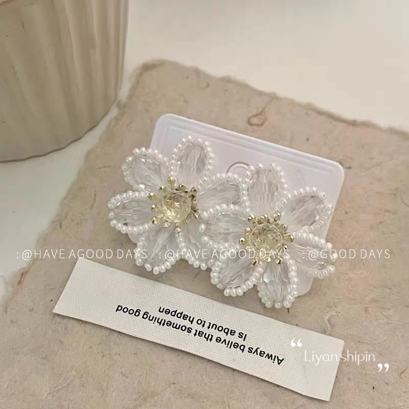 铜合金耳饰 纯白茉莉～法式复古白色花朵耳环轻奢气质A125