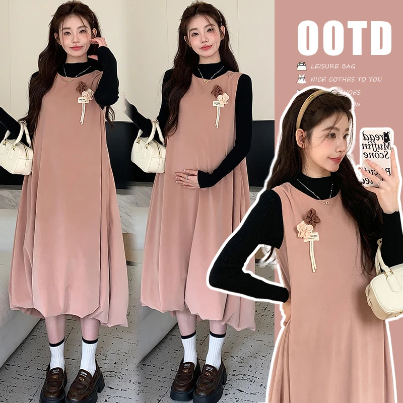 孕妇装春秋款2024法式花苞减龄连衣裙洋气时髦半高领打底上衣套装