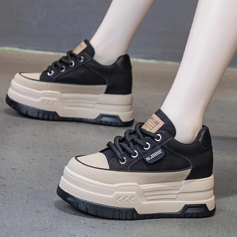 赫莉莲内增高女鞋新款百搭小白鞋秋冬厚底松糕休闲板鞋秋冬款女款