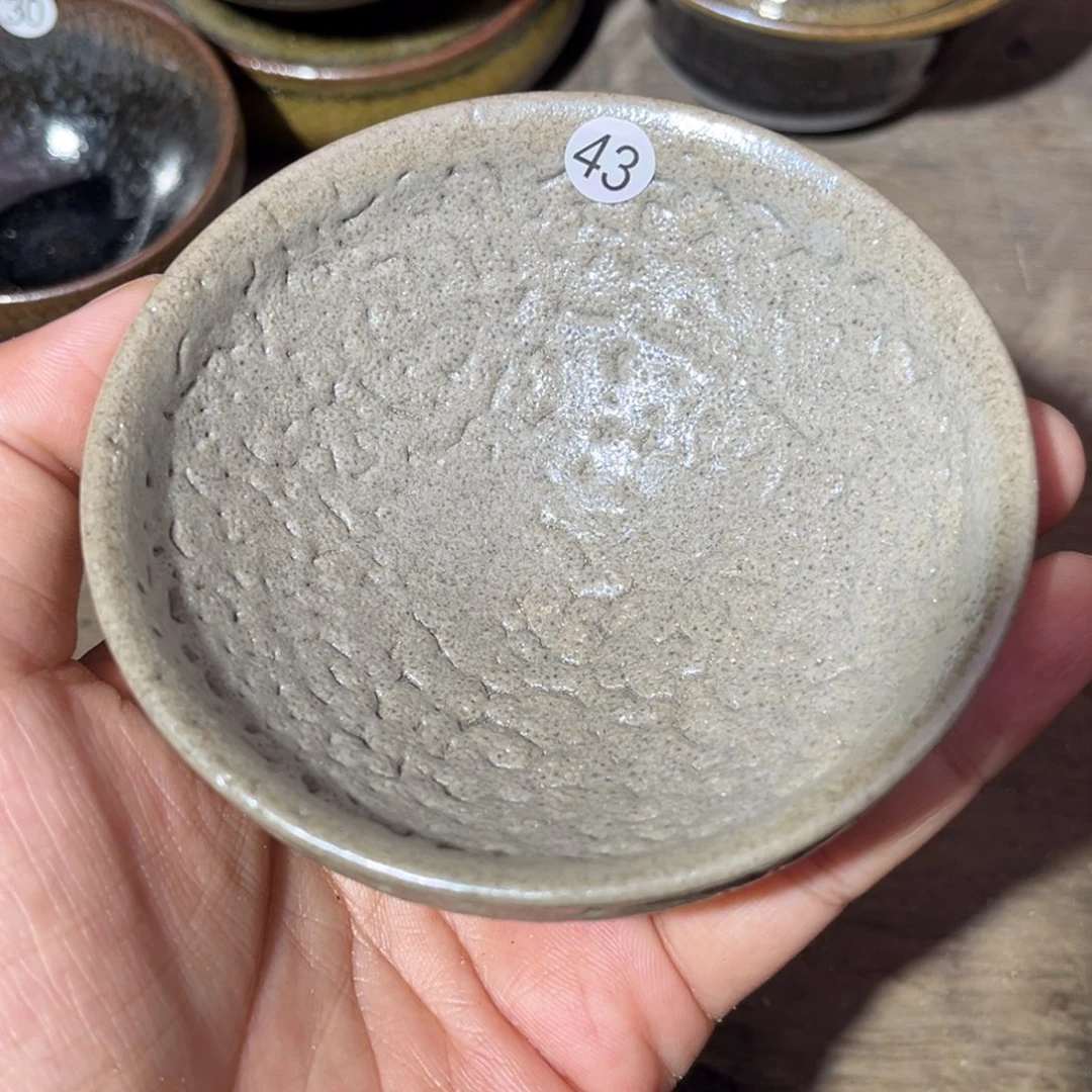 茶盏义兴龙窑坚持真柴烧