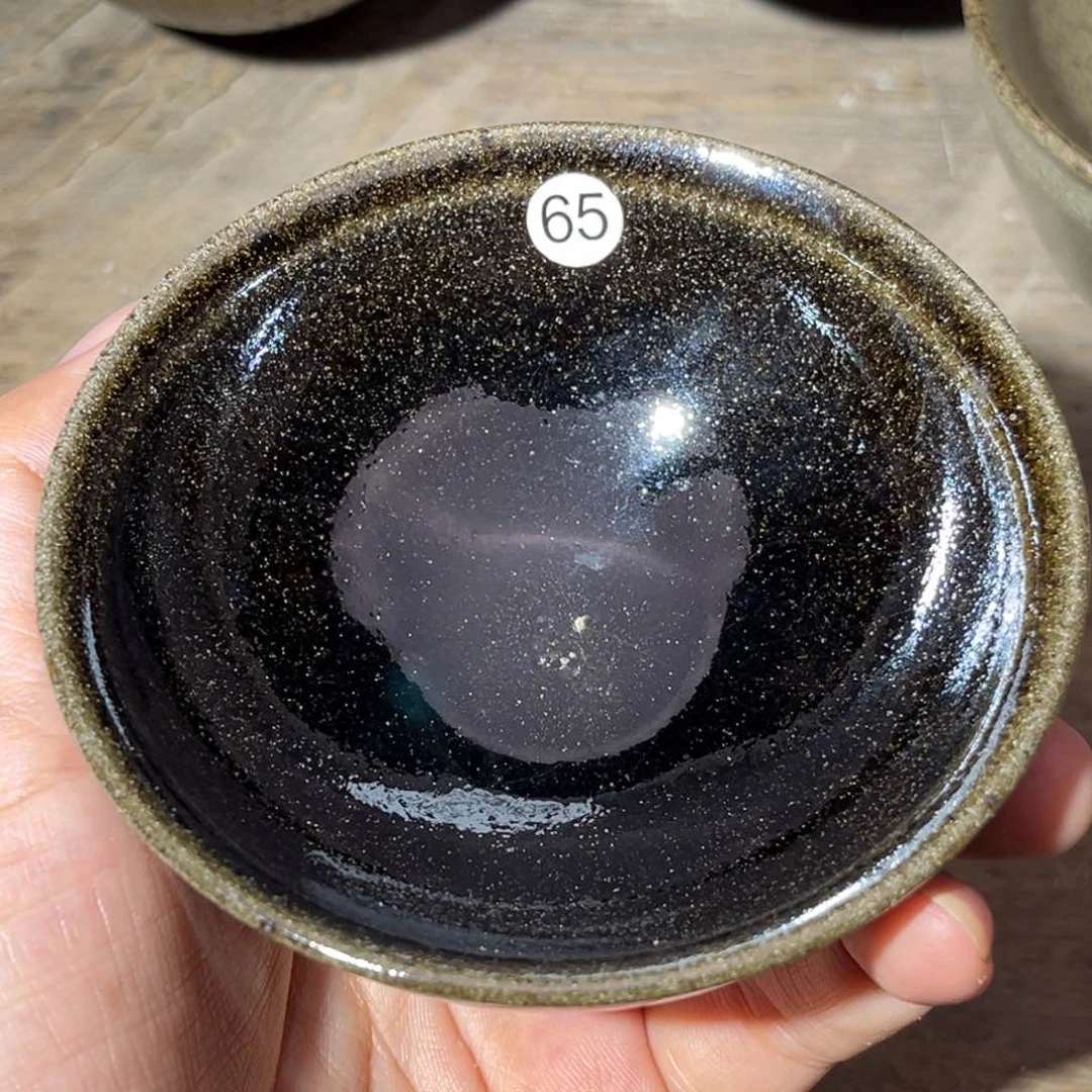 茶盏义兴龙窑坚持真柴烧落灰烧