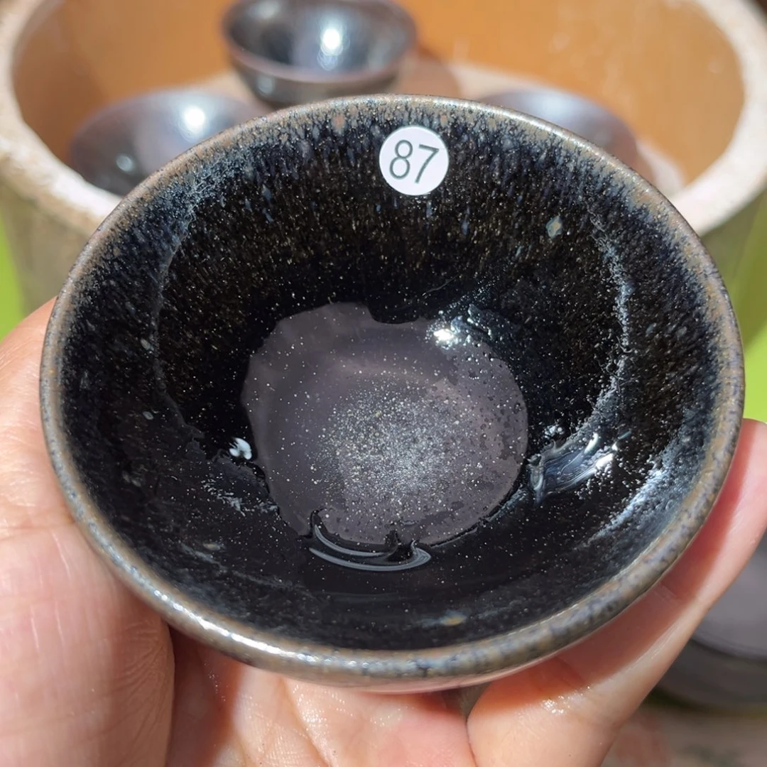 茶盏义兴龙窑坚持真柴烧