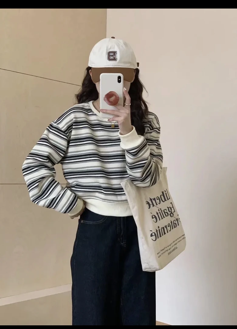 衣品阁秋装新款小衫