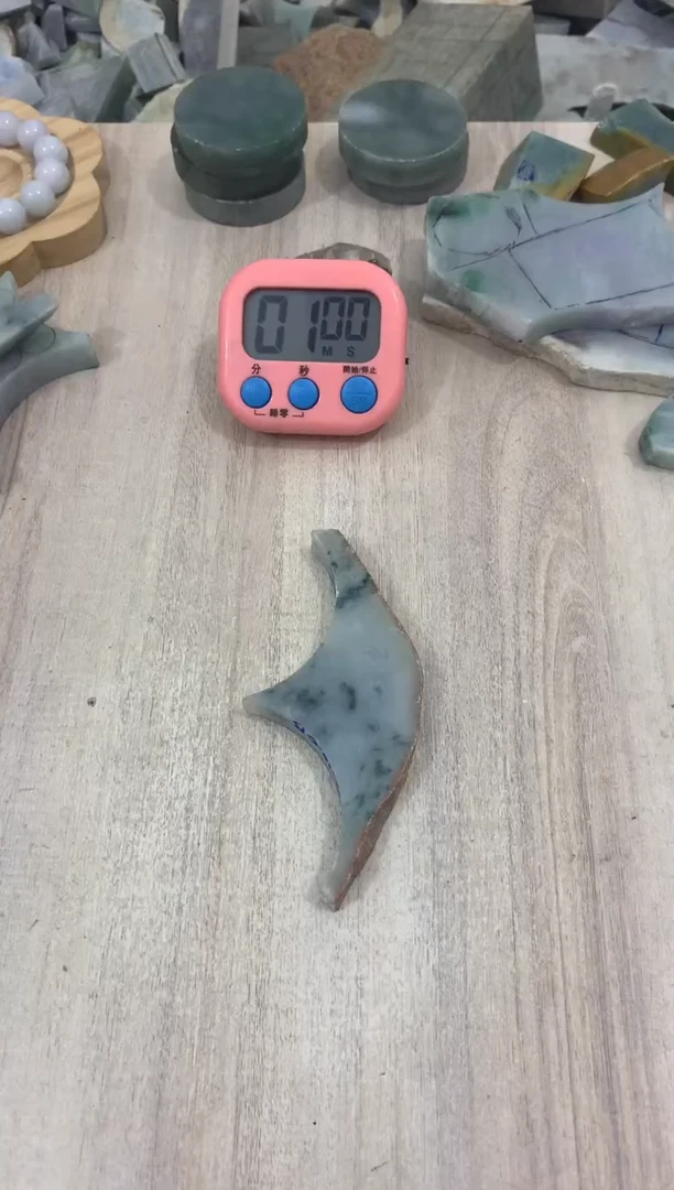 【闪购商品】定制翡翠未镶嵌毛料不包雕刻