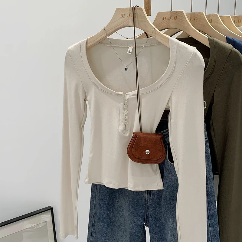 【部分现】2024新款内搭秋冬女纯欲风辣妹短款小个子修身打底衫7613