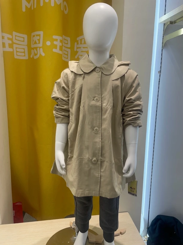 瑁嗯瑁爱女童款外套风衣