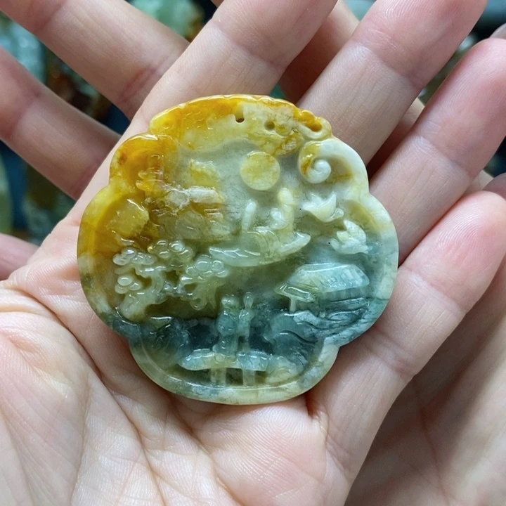 蛇纹石玉挂件未镶嵌