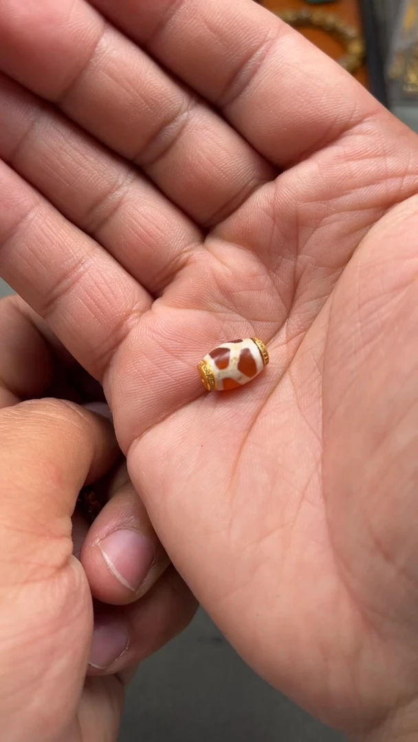【闪购商品】玛瑙/玉髓珠18K金镶嵌玛瑙