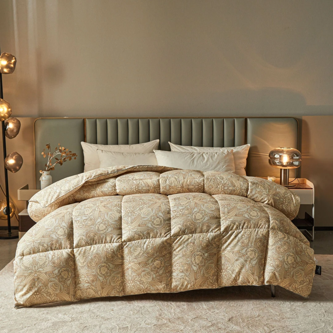 2024秋冬新品黑金企鹅绒发热被F1