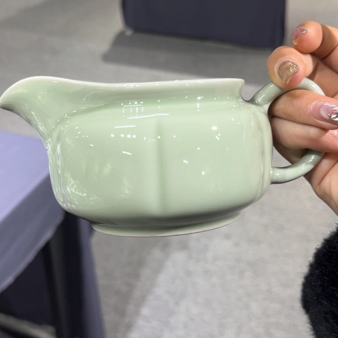 【闪购商品】杯微瑕活态瓷梅花公道