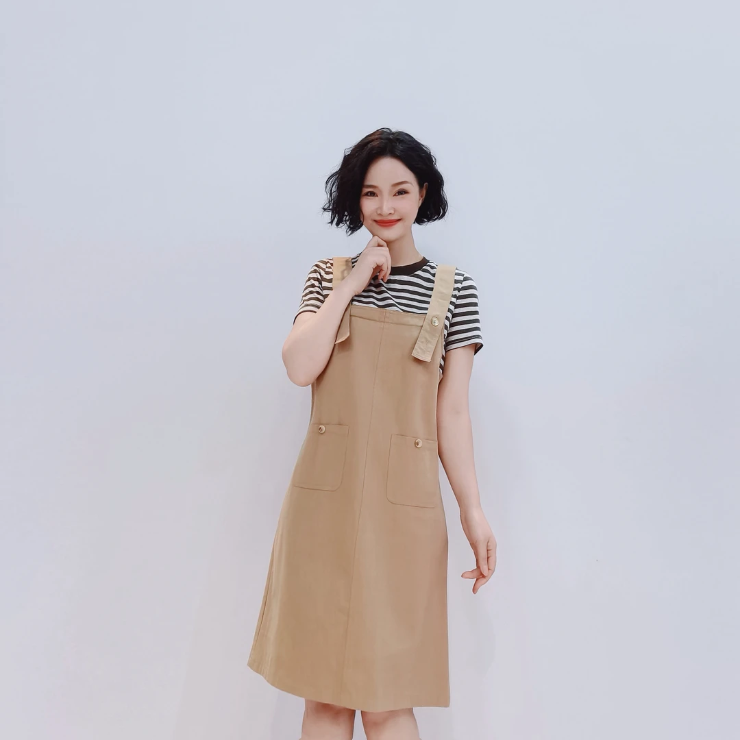 L157 时尚圆领条纹拼接休闲假两件洋气减龄连衣裙