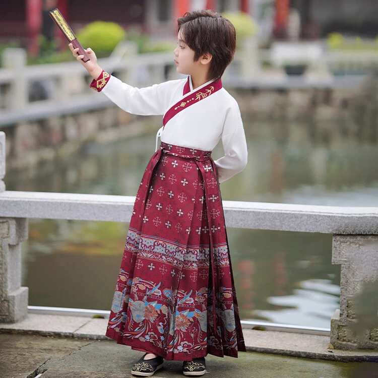 男童汉服马面裙六一儿童节表演服唐装男童中大童古风