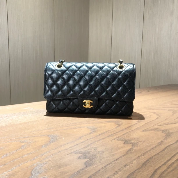 99新 Chanel/香奈儿 Chanel香奈儿 黑金CF口盖包 24开 尺寸25x15