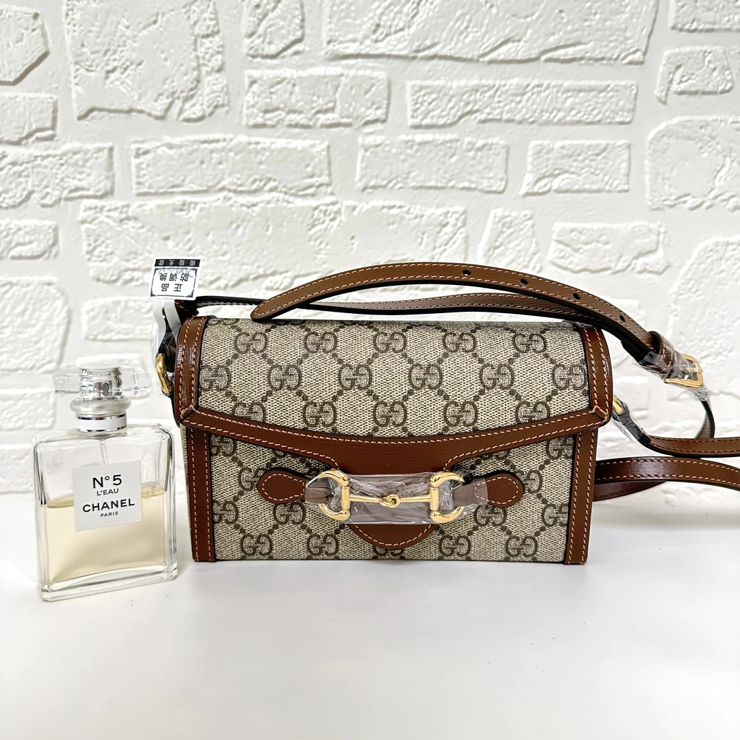 99新 GUCCI/古驰 Gucci 1955马衔扣横板手机包斜挎