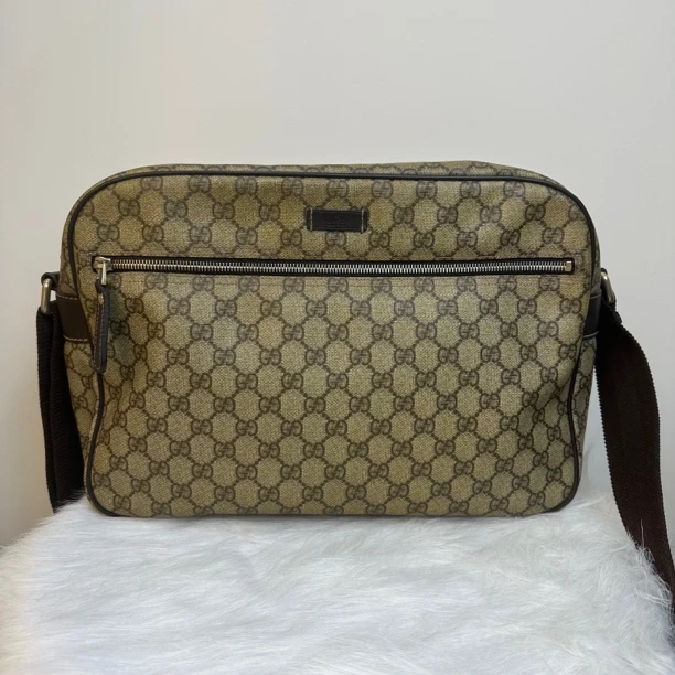 95新 GUCCI/古驰 单肩斜挎包