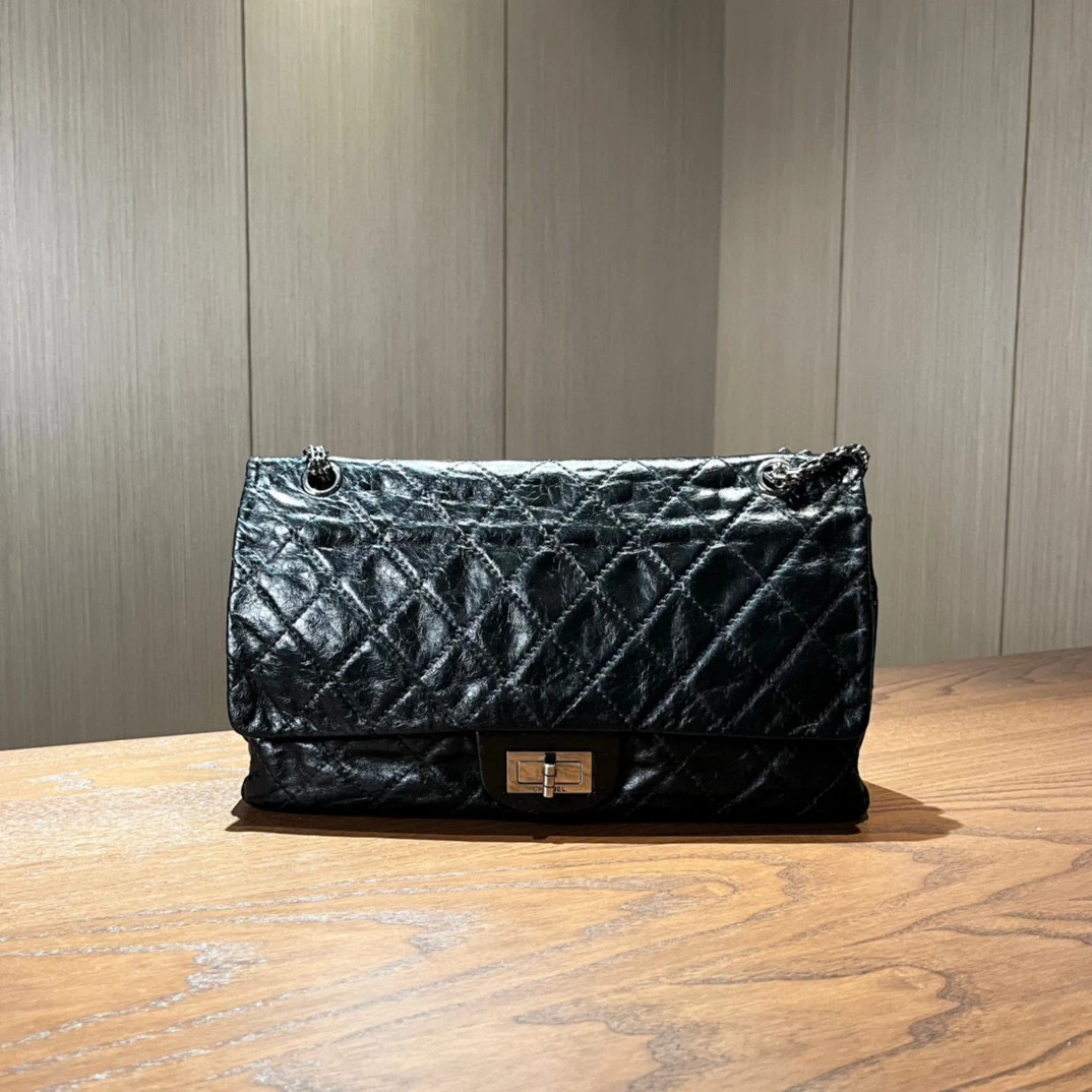 99新 Chanel/香奈儿 Chanel香奈儿 255黑银链条包 11开 尺寸31×18