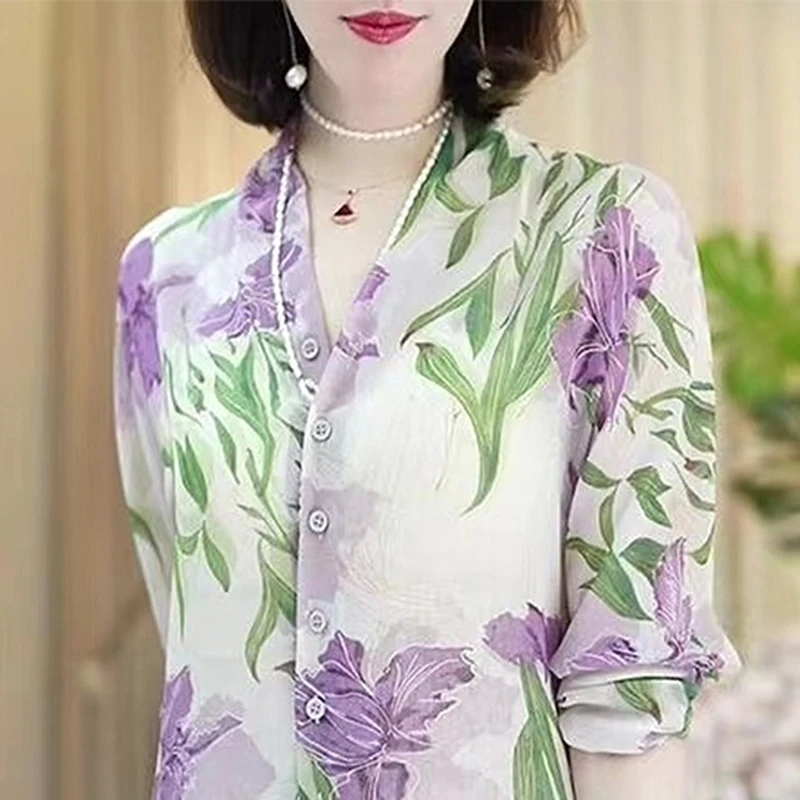 v领衬衫女长袖2023春夏季新款漂亮碎花洋气质小衫防晒上衣薄T0204