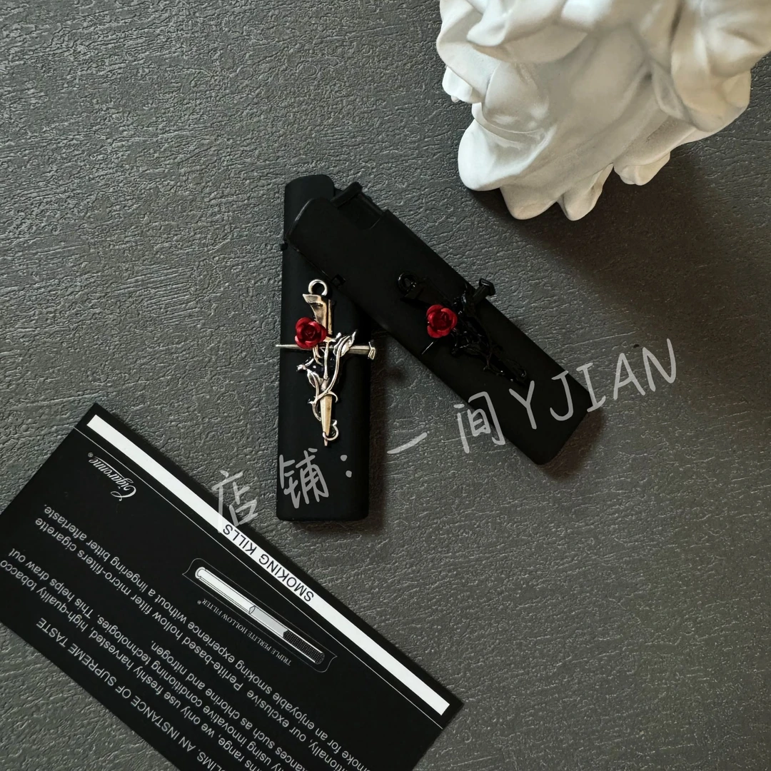 【一间】末日玫瑰与银色玫瑰原创手作打火机防风粉色火焰可替换内胆