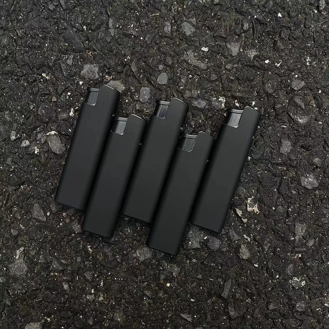【一间】可充气哑光纯色打火机极简黑幽灵防风高颜值ins粉色火焰