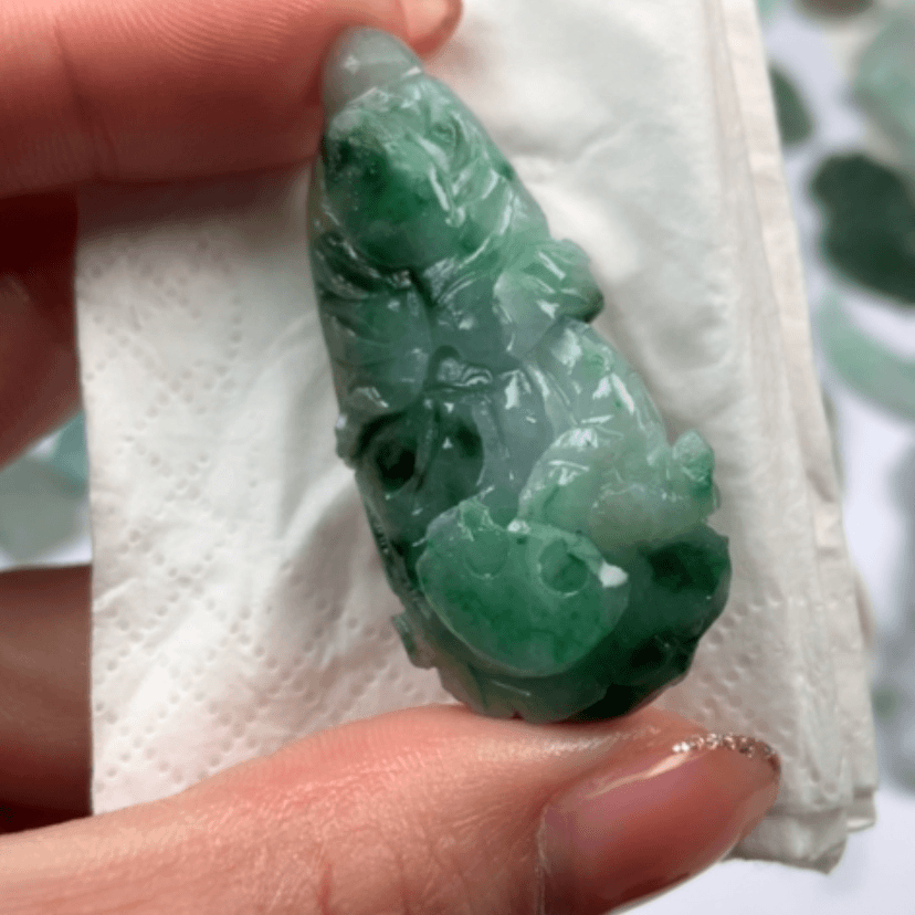 【闪购商品】定制翡翠挂件未镶嵌