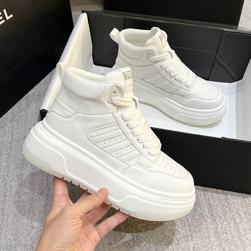 高帮小白鞋女2025秋冬潮流加绒鞋子厚底松糕百搭棉鞋女士加绒棉鞋