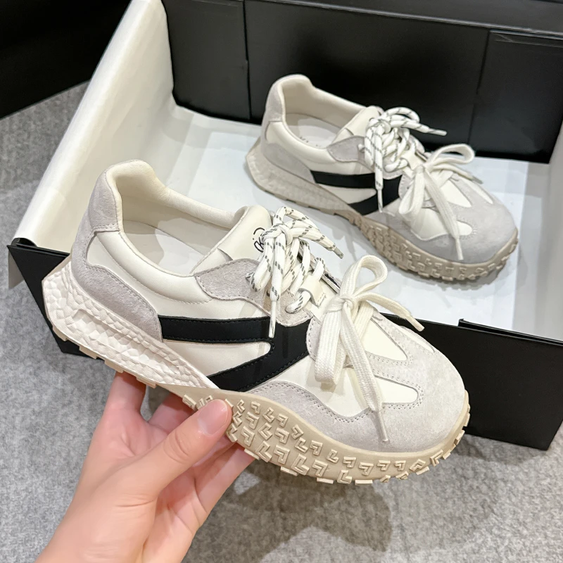 德训鞋女款2025秋季新款休闲运动跑步鞋轻便老爹鞋网红百搭小白鞋